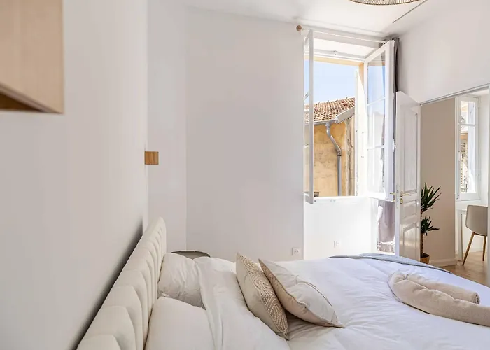Neuf 2 Pieces Port Appartement